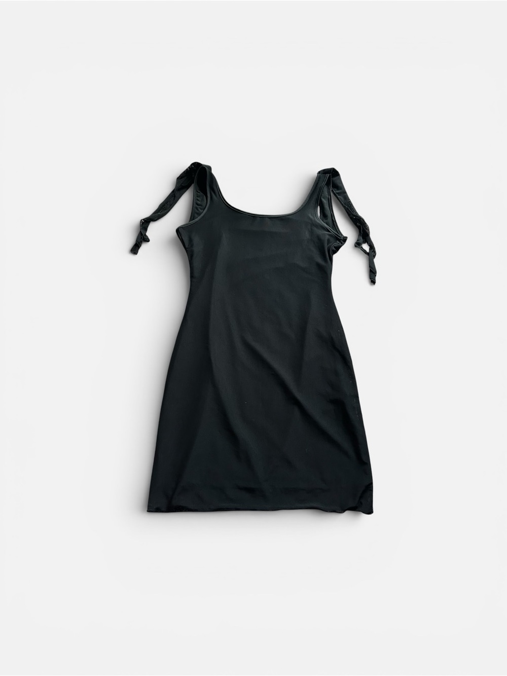 Hyperfire Black Low-Back Bodycon Dress